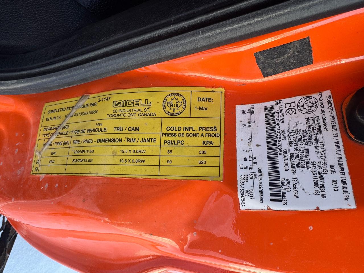 2013 Ford F-450 Super Duty Chassis XL Regular Cab 201 RWD Photo