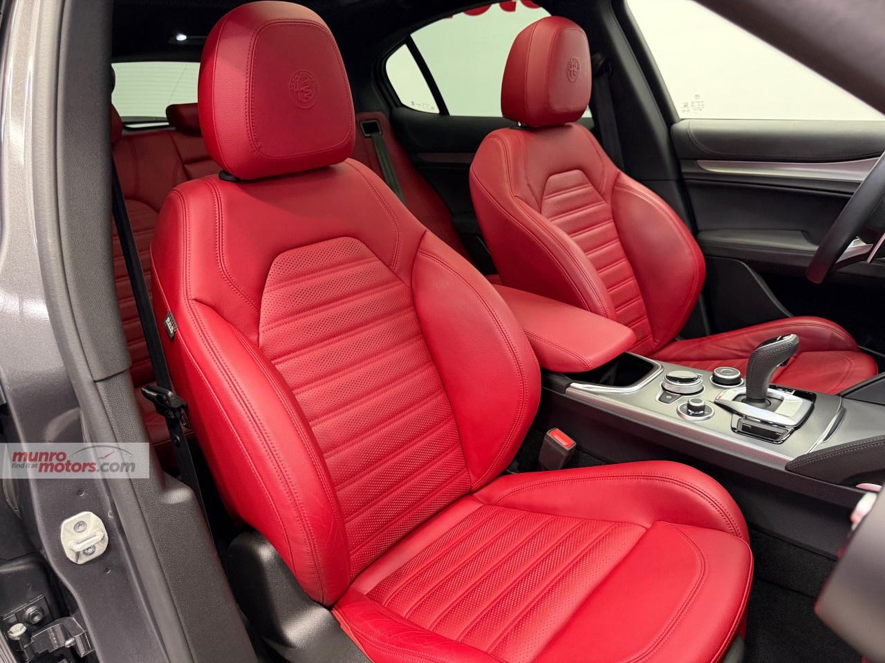 2022 Alfa Romeo Stelvio Veloce AWD Photo