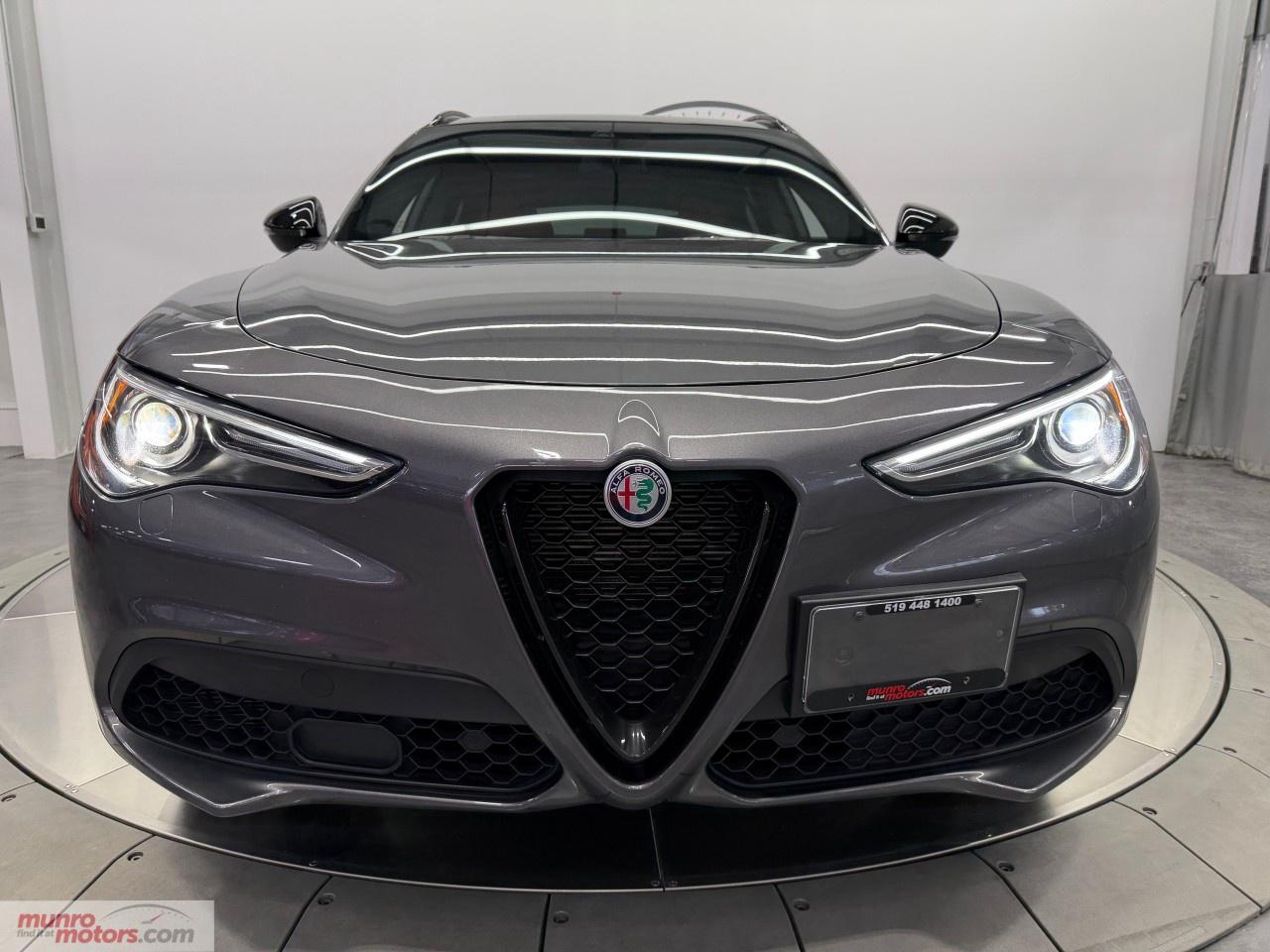 2022 Alfa Romeo Stelvio Veloce AWD Photo