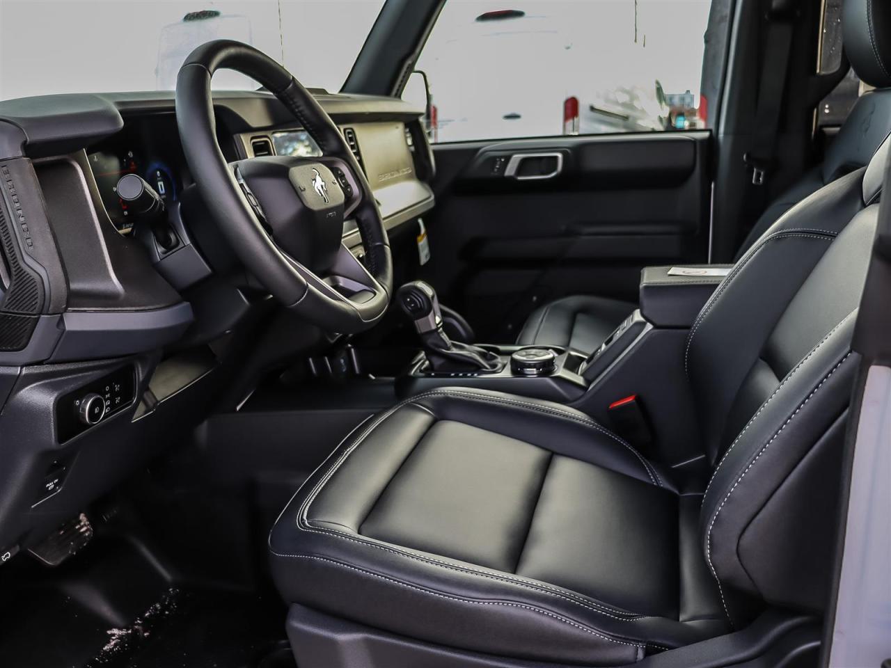 2025 Ford Bronco Badlands Photo