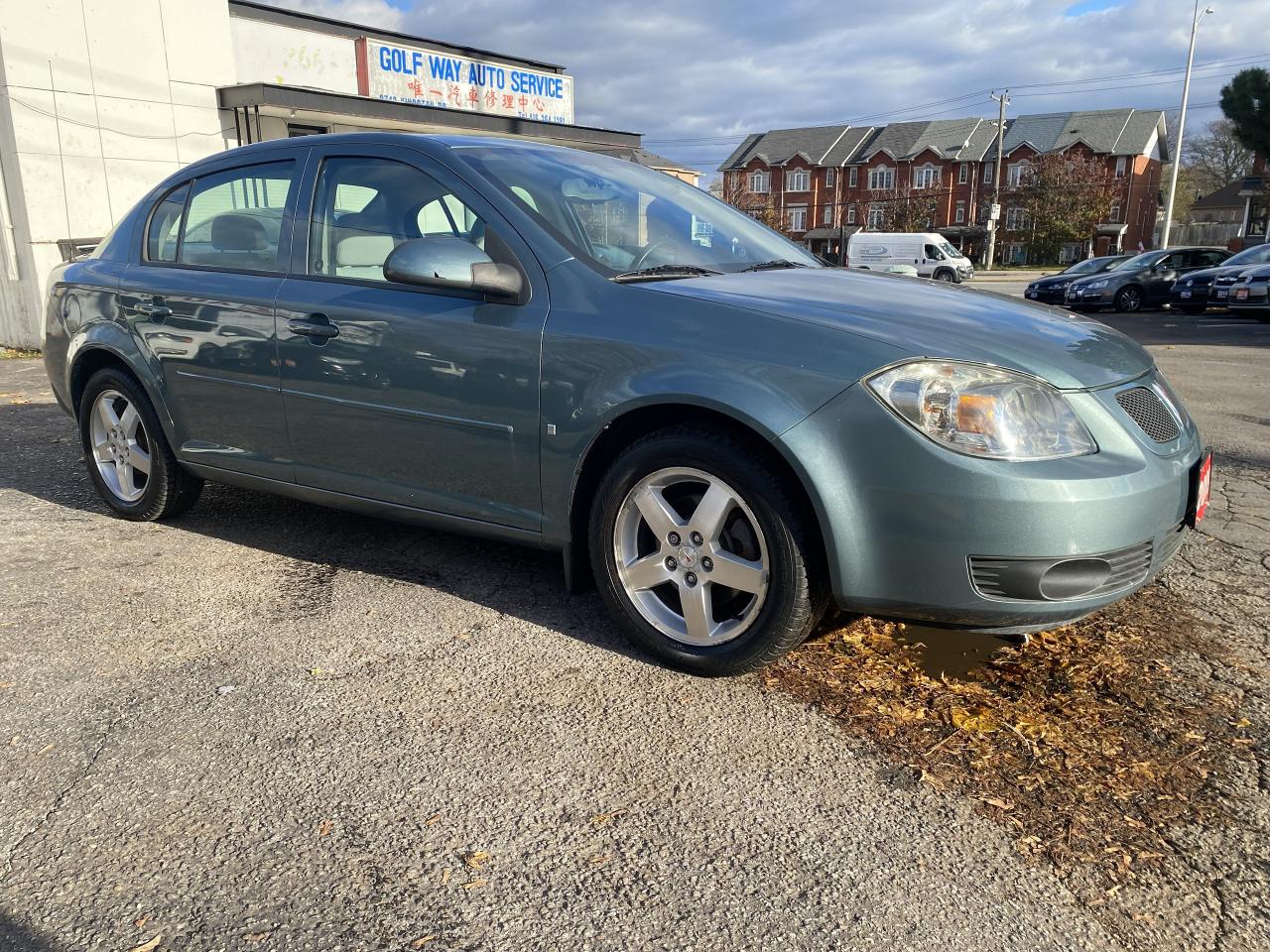 2009 Pontiac G5 Very LOW KM/Gas Saver/Automatic/Sunroof Photo3