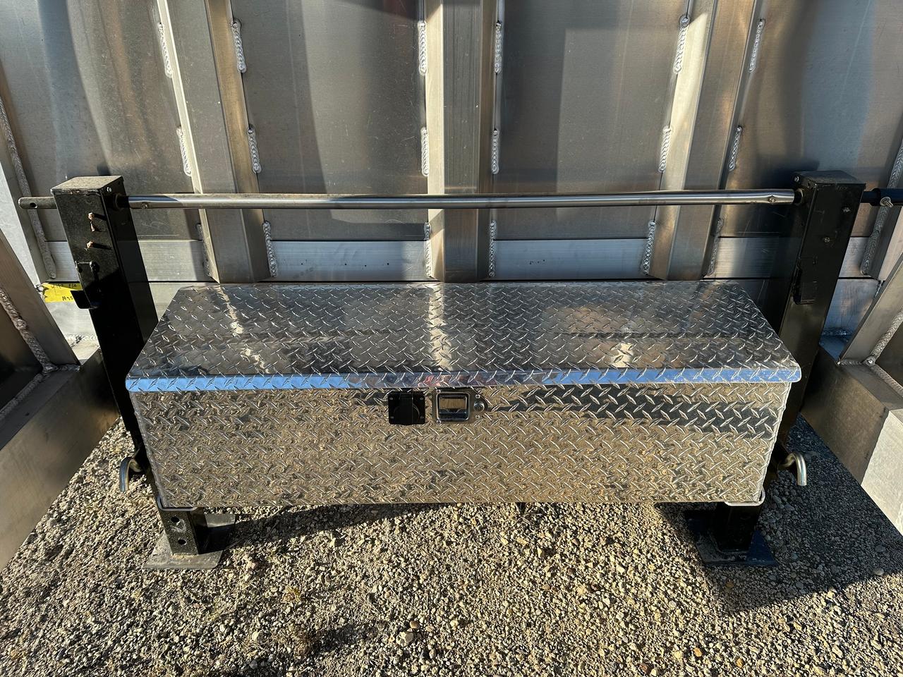 2026 Nordtek Dump 16' Nordtek Gooseneck Dump Photo