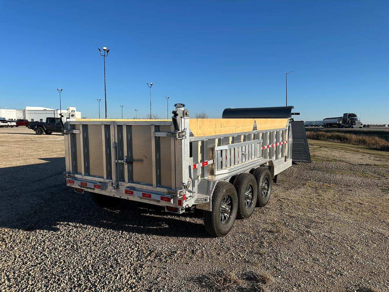 2026 Nordtek Dump 16' Nordtek Gooseneck Dump Photo