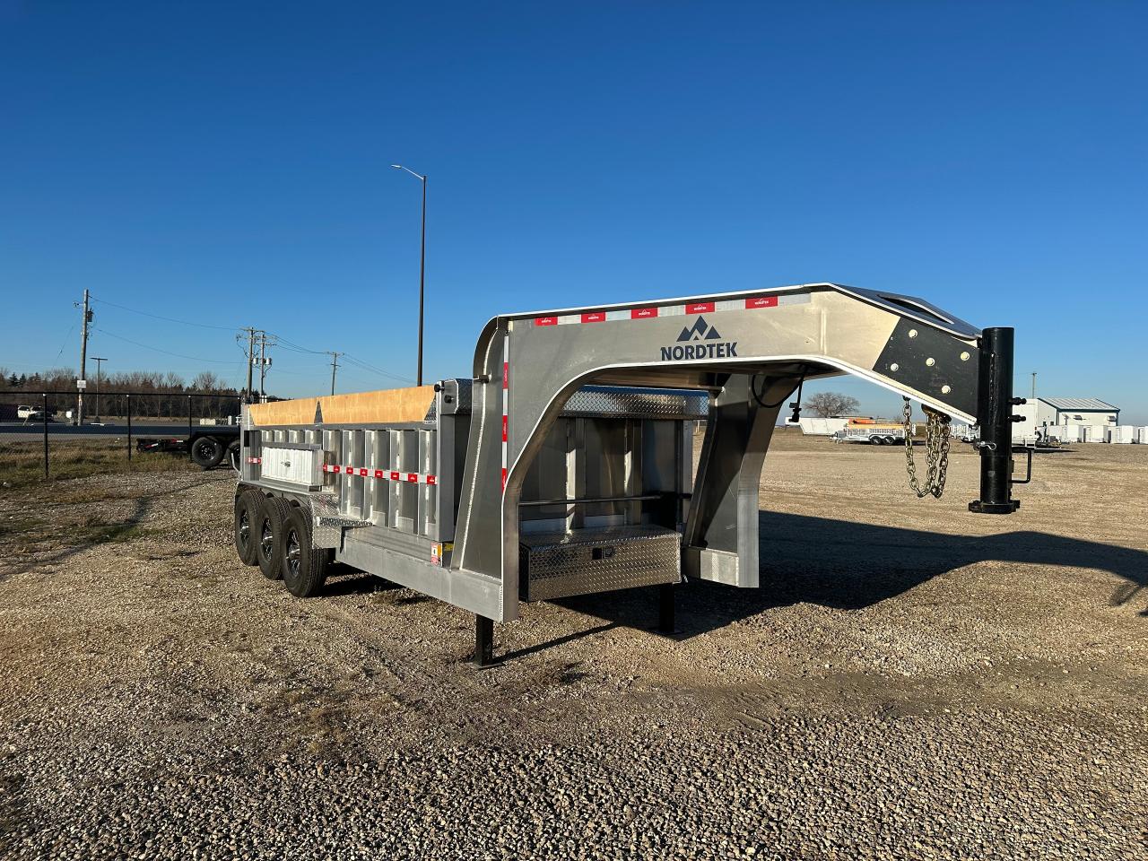 2026 Nordtek Gooseneck 16' Nordtek Gooseneck Dump Photo