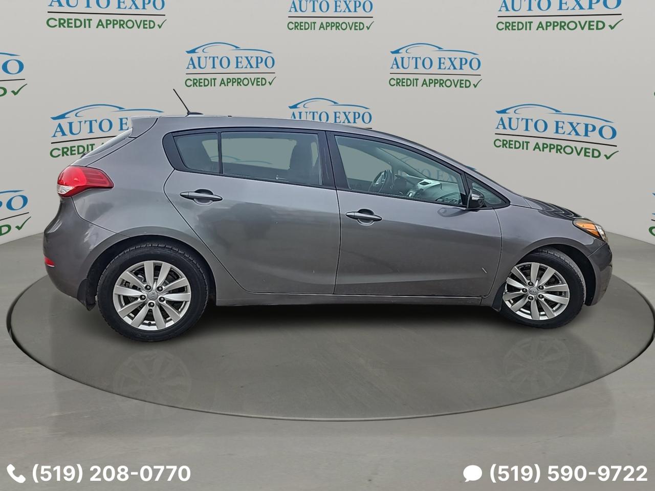 2016 Kia Forte5 LX+Auto,Certified,Clean Carfax,2 Key's,Winter tire - Photo #6