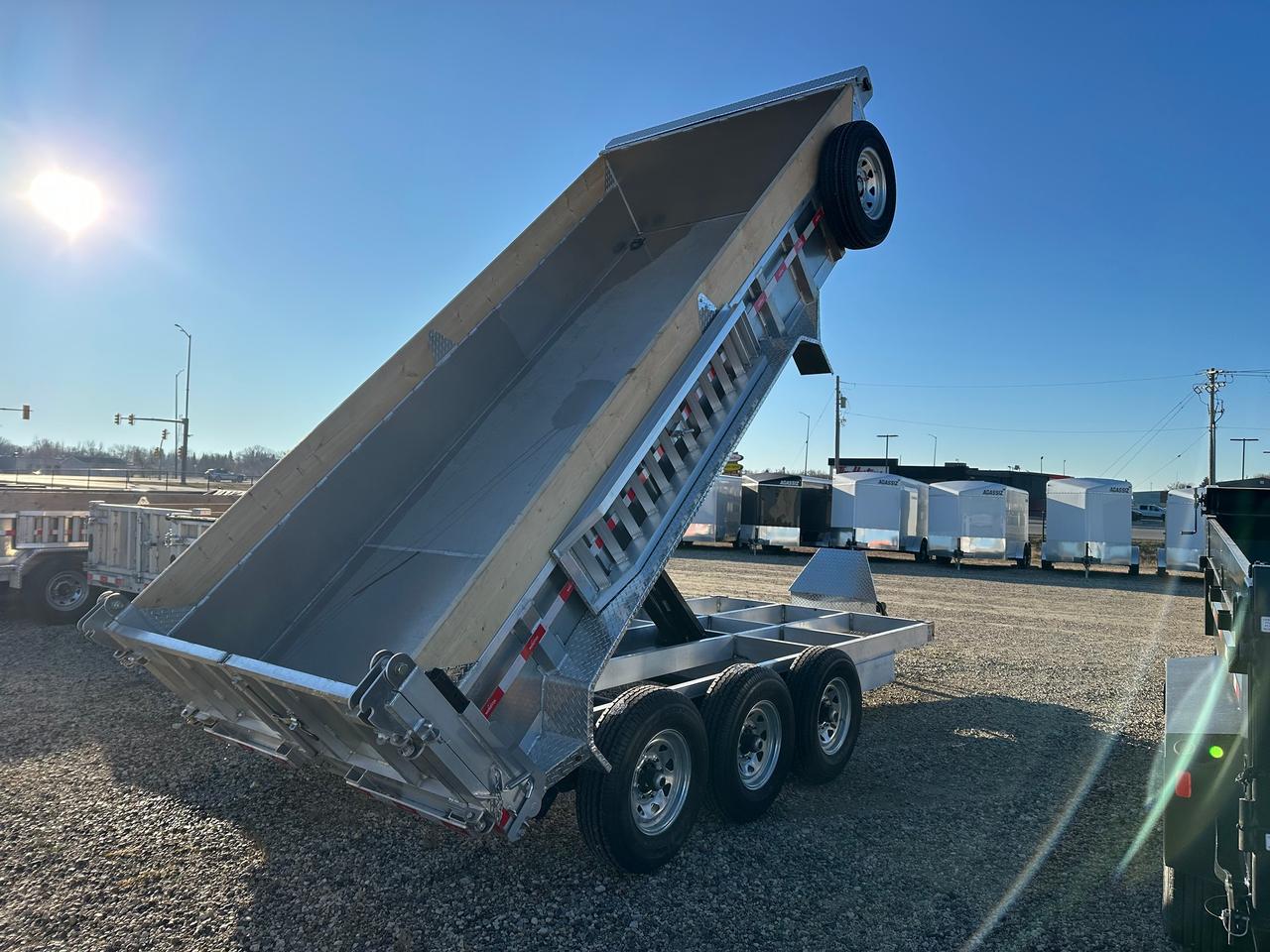 2026 Nordtek Dump Trailer 82" x 16' Nordtek Triple Axle Dump Photo4