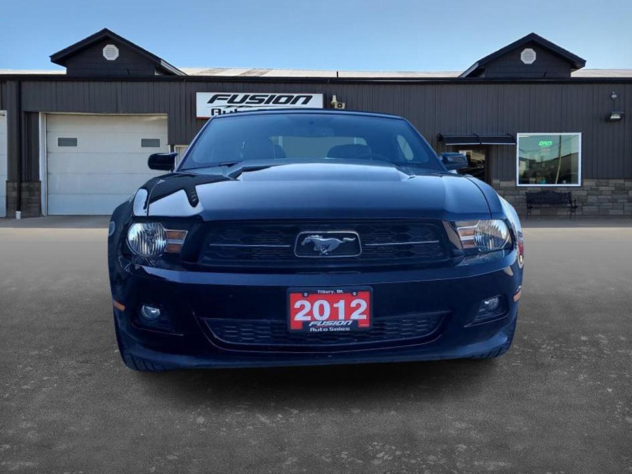 2012 Ford Mustang 2DR CONV V6 PREMIUM - Photo #7