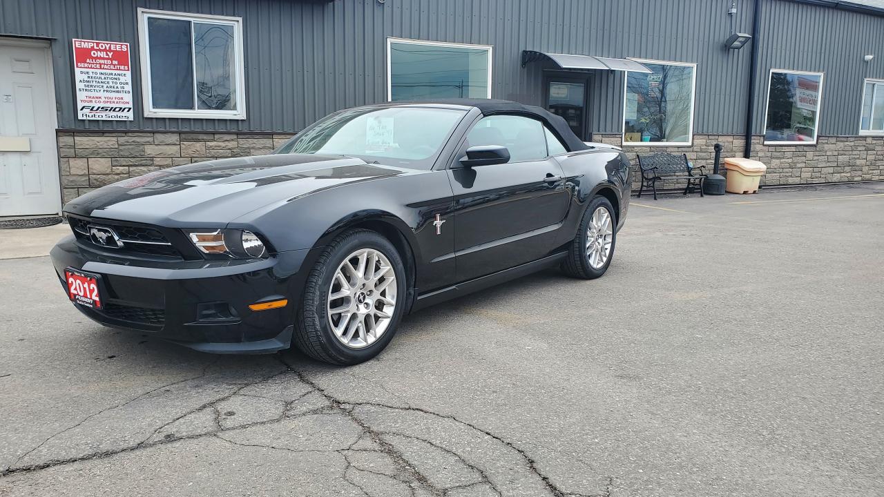 2012 Ford Mustang 2DR CONV V6 PREMIUM