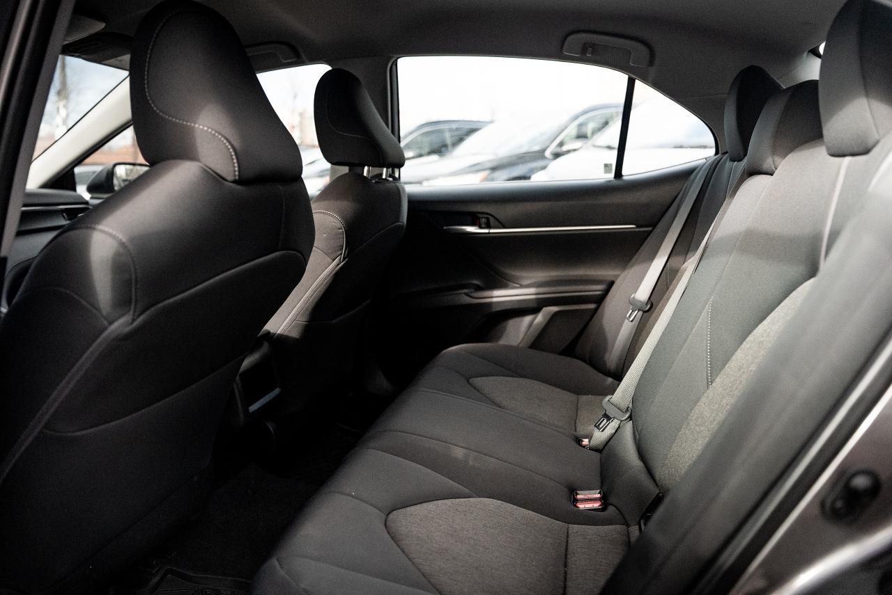 2023 Toyota Camry Hybrid LE | NO ACCIDENTS |  CLEAN CARFAX | - Photo #9