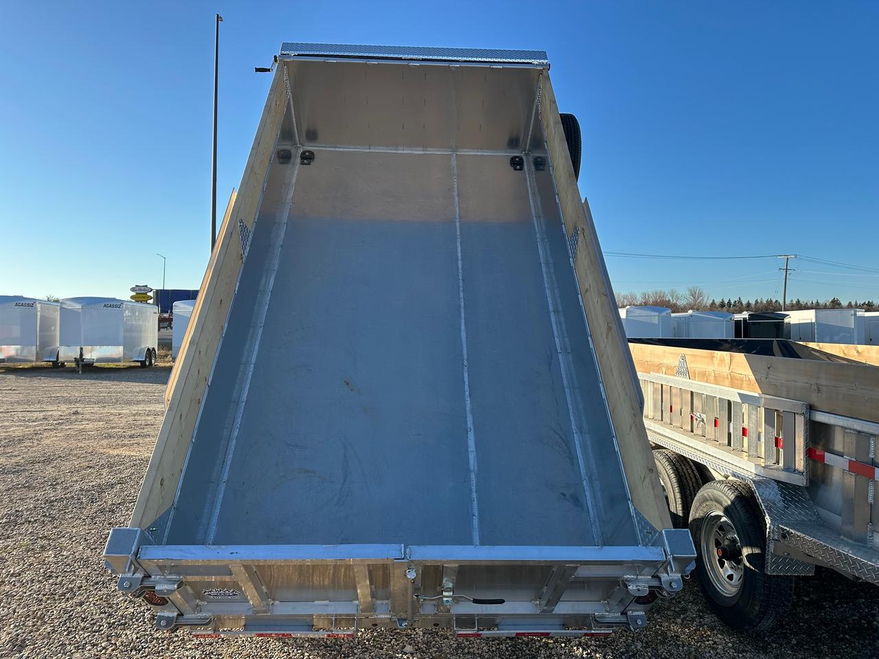 2026 Nordtek Dump 75" x 12' Nordtek Dump Trailer Photo5