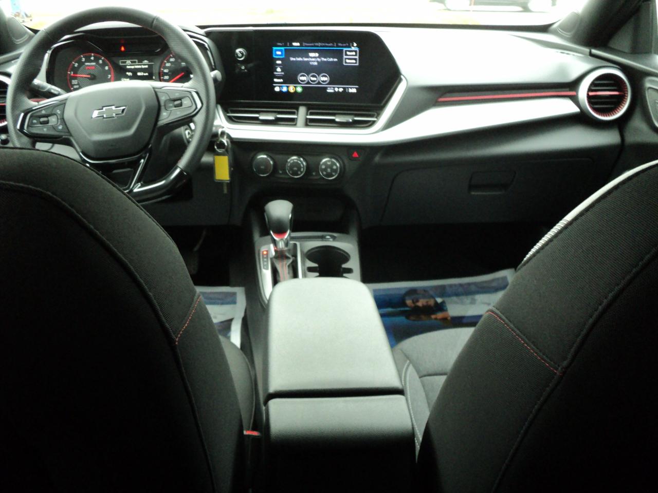 2024 Chevrolet Trax RS FWD 4dr 1.2L3cylGas RemoteStartHeatedSeats - Photo #16