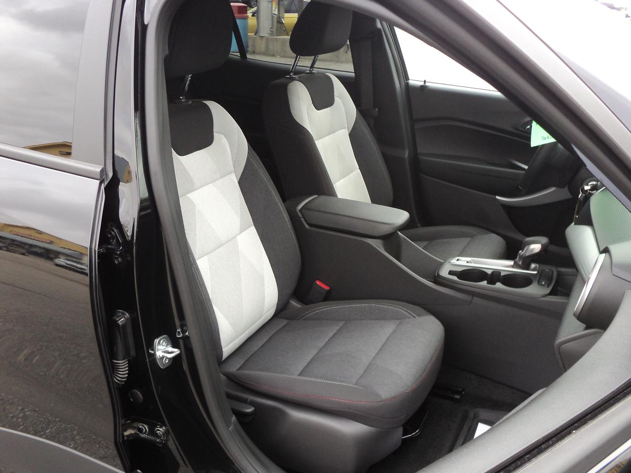 2024 Chevrolet Trax RS FWD 4dr 1.2L3cylGas RemoteStartHeatedSeats - Photo #13