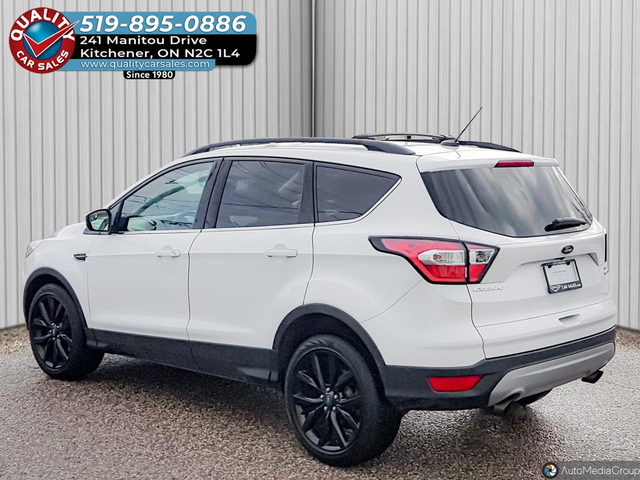 2017 Ford Escape SE 4WD *HEATED SEATS-BLUETOOTH* Photo