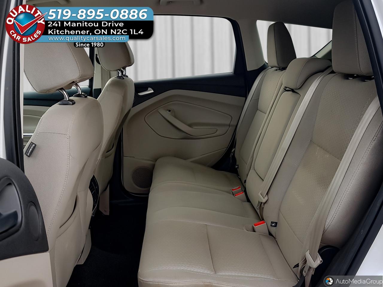 2017 Ford Escape SE 4WD *HEATED SEATS-BLUETOOTH* Photo