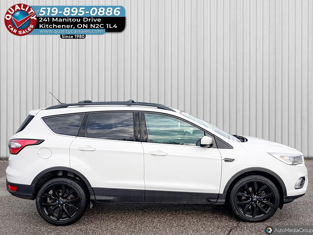 2017 Ford Escape SE 4WD *HEATED SEATS-BLUETOOTH* Photo