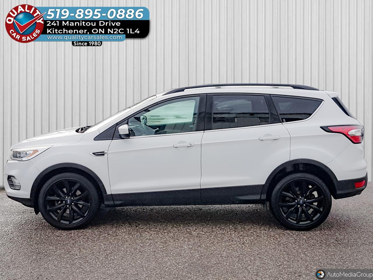 2017 Ford Escape SE 4WD *HEATED SEATS-BLUETOOTH* Photo