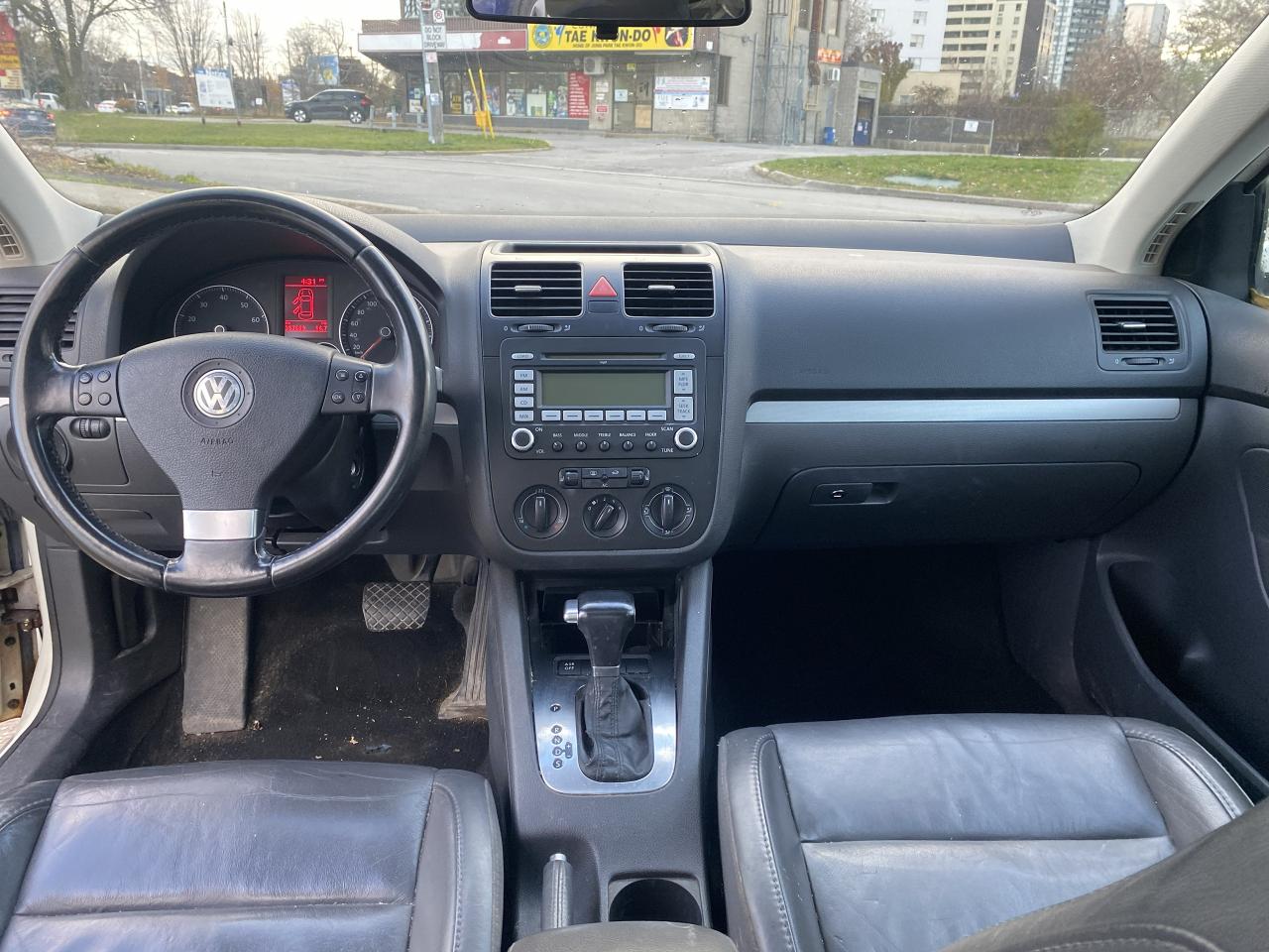 2008 Volkswagen Jetta AS IS Special/Automatic/Leather/Sunroof - Photo #11