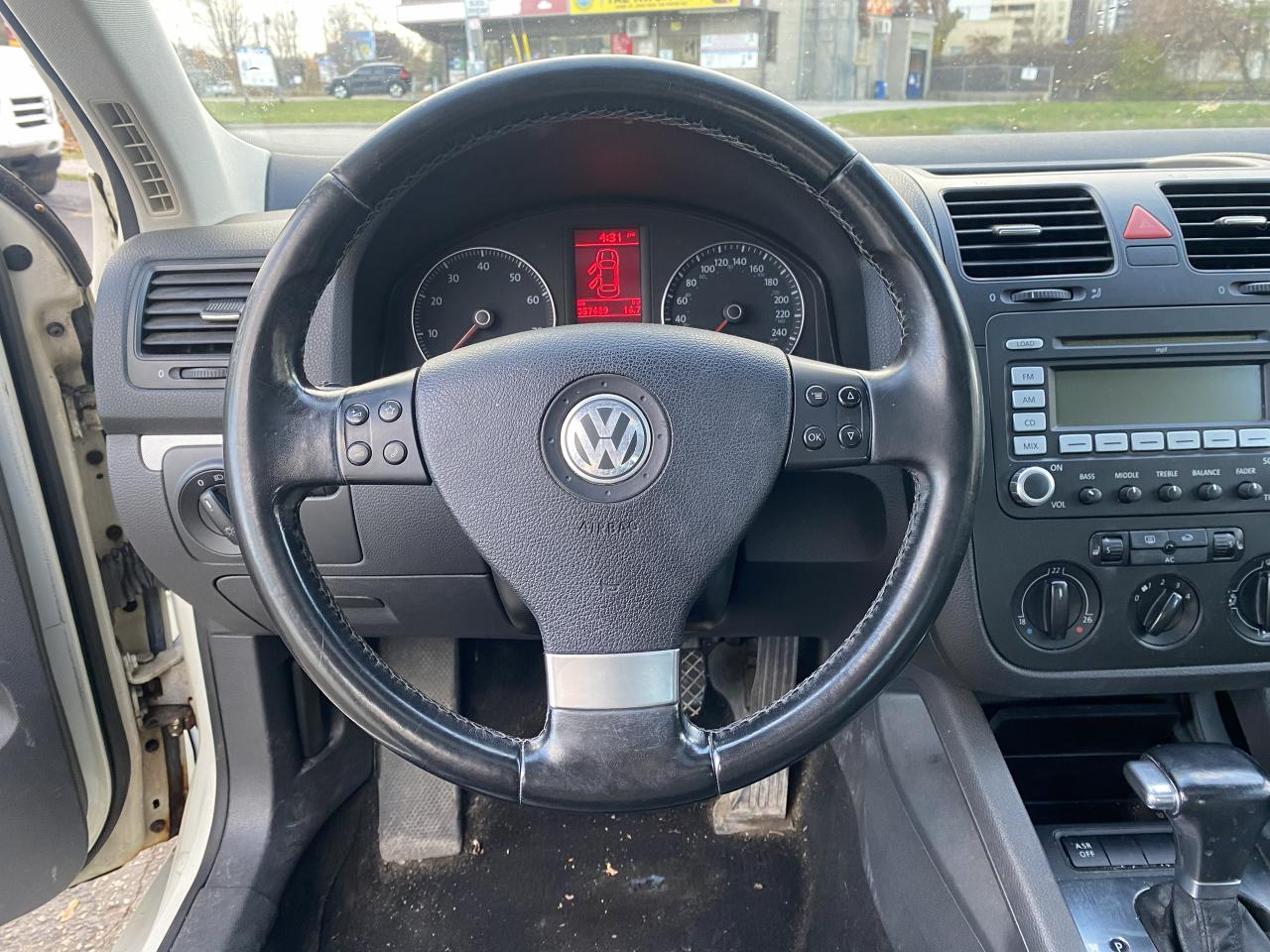 2008 Volkswagen Jetta AS IS Special/Automatic/Leather/Sunroof - Photo #12