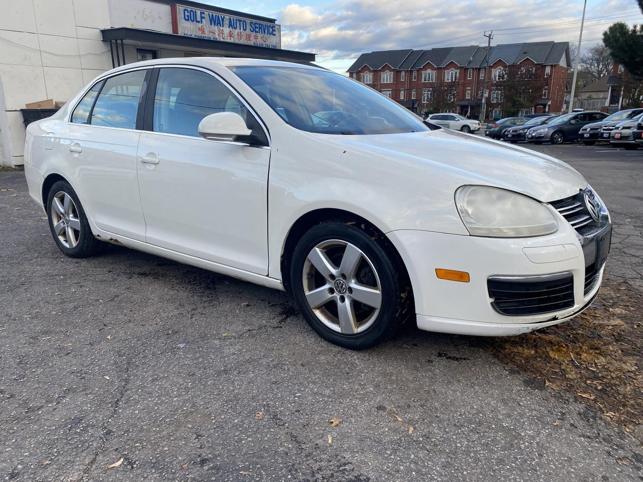 2008 Volkswagen Jetta AS IS Special/Automatic/Leather/Sunroof - Photo #4