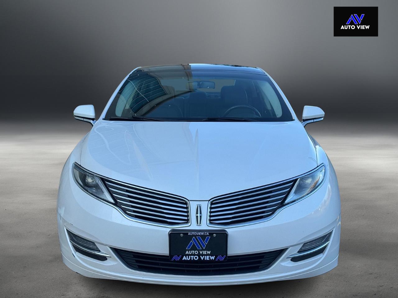 2014 Lincoln MKZ Hybrid **DEALER SERVICED** Photo2