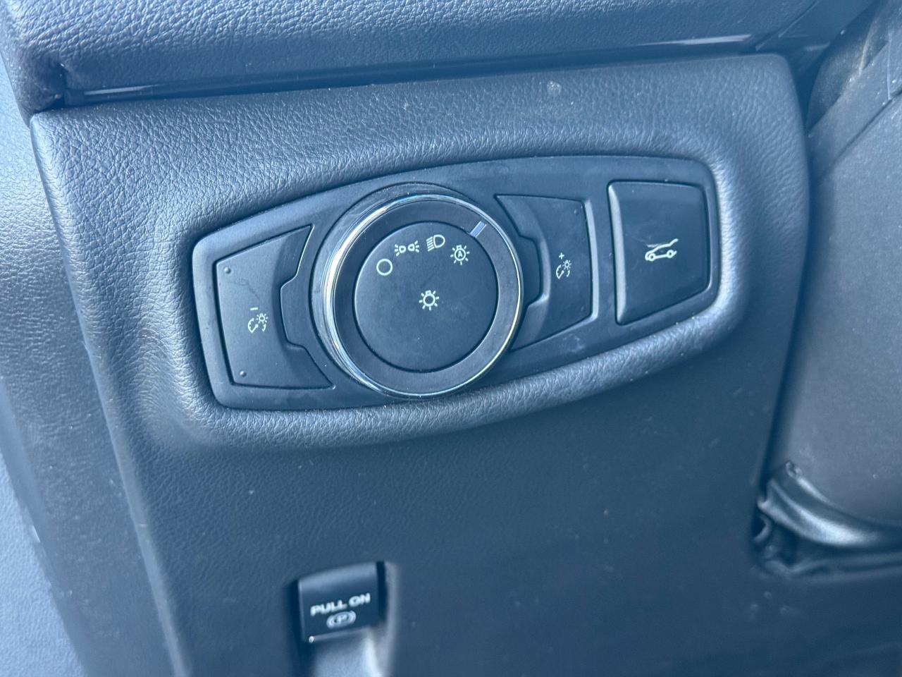 2014 Lincoln MKZ Hybrid **DEALER SERVICED** - Photo #28