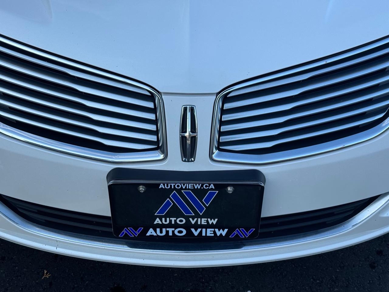 2014 Lincoln MKZ Hybrid **DEALER SERVICED** - Photo #12