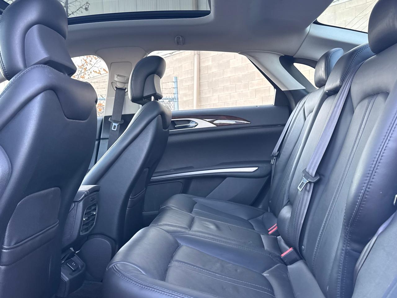 2014 Lincoln MKZ Hybrid **DEALER SERVICED** - Photo #32