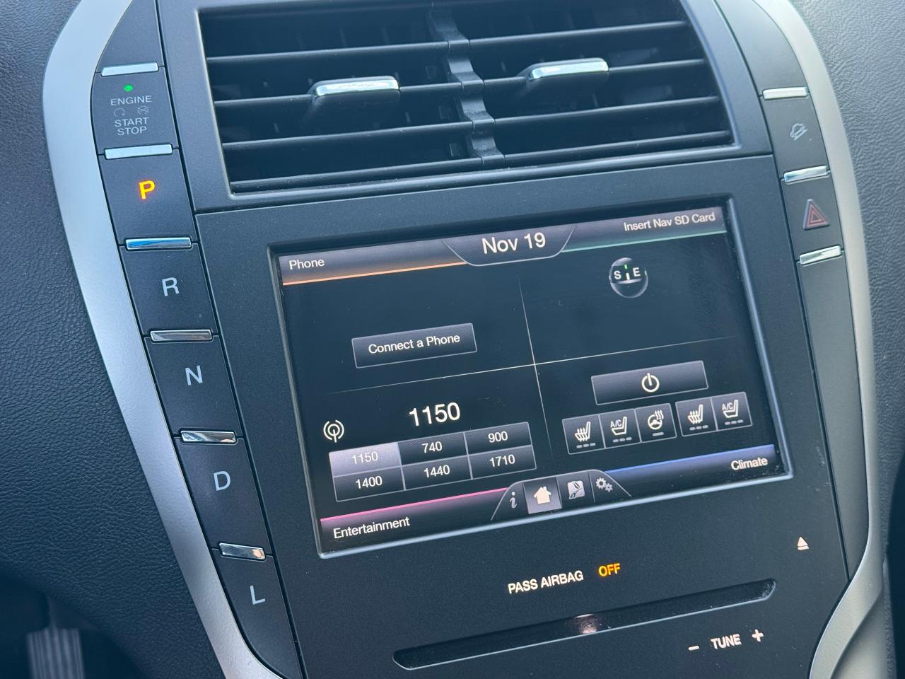 2014 Lincoln MKZ Hybrid **DEALER SERVICED** - Photo #25