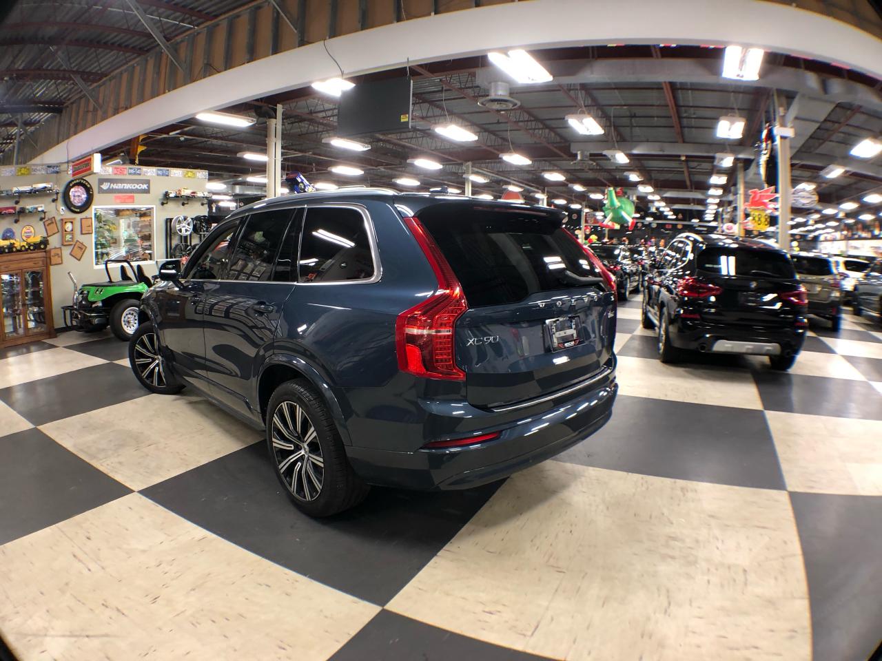 2023 Volvo XC90 CORE B6 7 PASS AWD LEATHER PANO/ROOF NAVI CAMERA Photo4