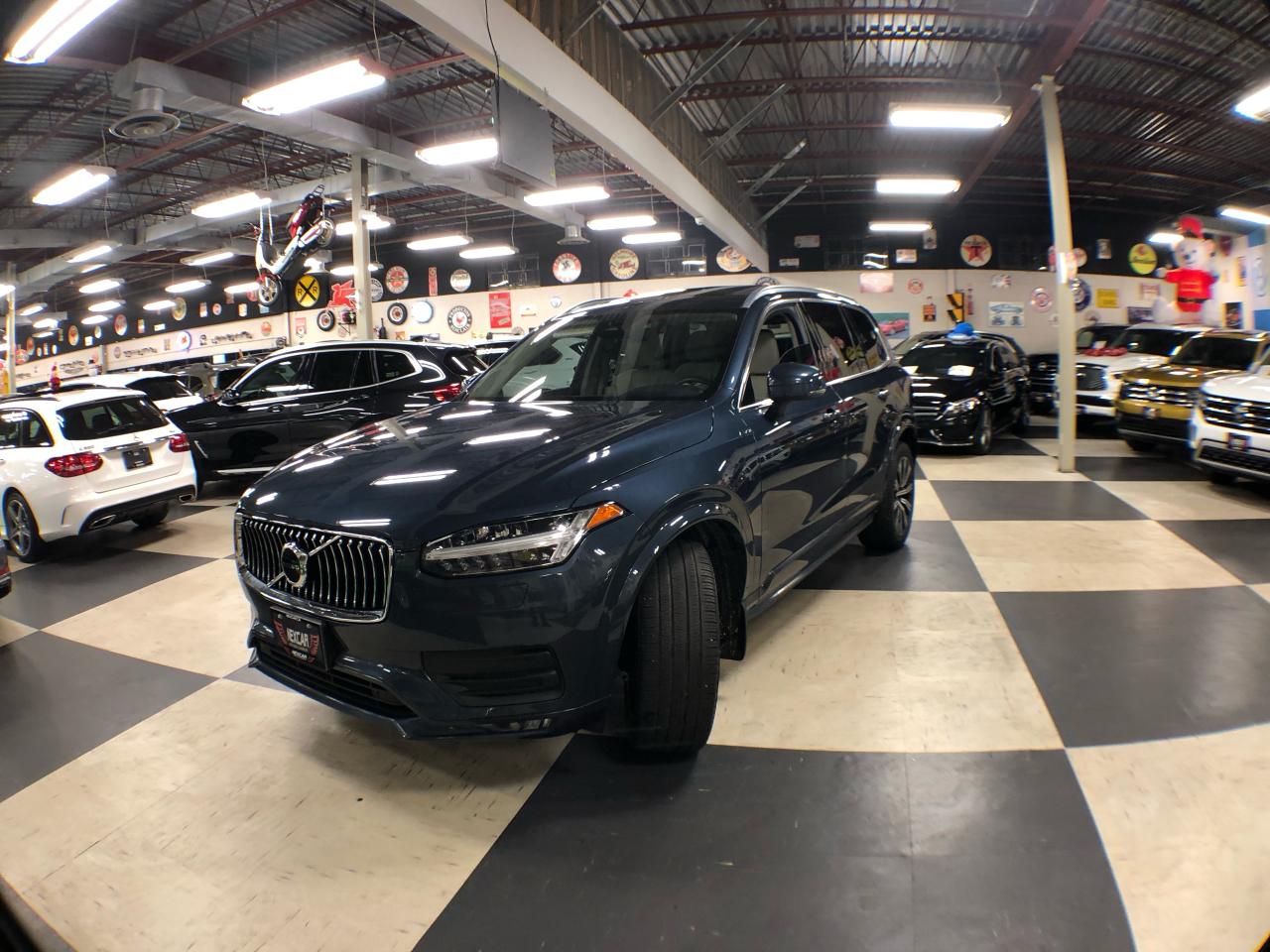 2023 Volvo XC90 CORE B6 7 PASS AWD LEATHER PANO/ROOF NAVI CAMERA Photo2