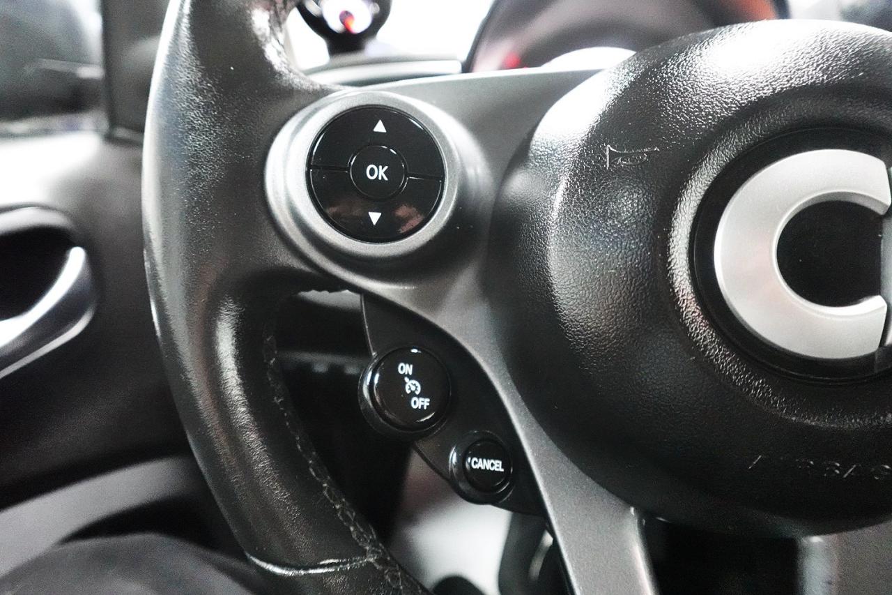 2016 Smart fortwo PASSION,ONE OWNER,LOW KM,DEALER MAINTAIN,0 CLAIM - Photo #24