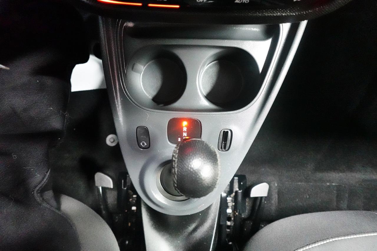 2016 Smart fortwo PASSION,ONE OWNER,LOW KM,DEALER MAINTAIN,0 CLAIM - Photo #21