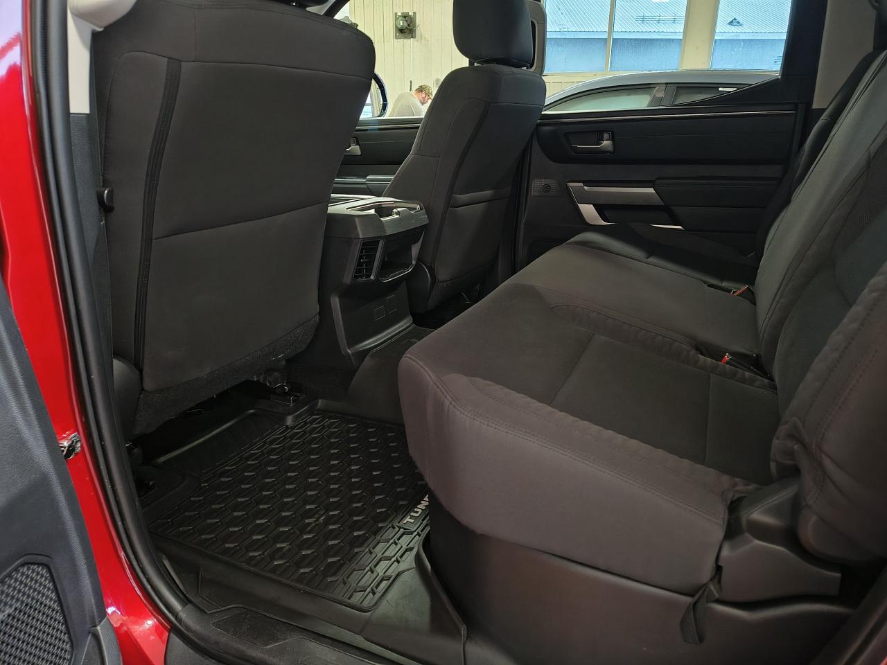 2022 Toyota Tundra 4x4 Crewmax TRD Sport Photo0