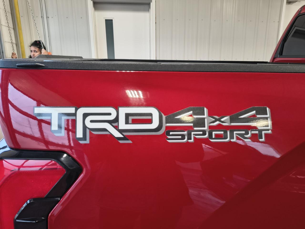 2022 Toyota Tundra 4x4 Crewmax TRD Sport Photo0