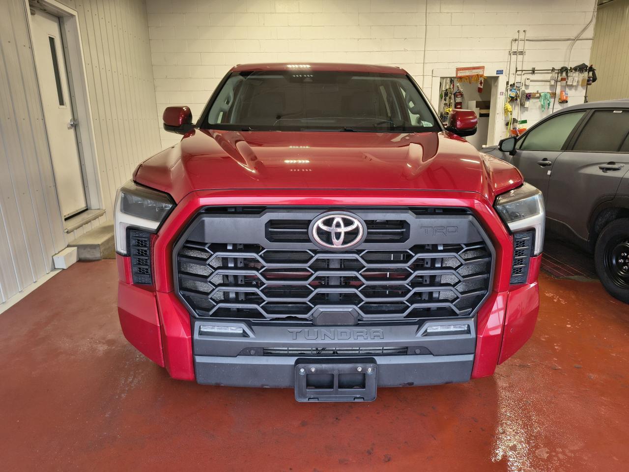 2022 Toyota Tundra 4x4 Crewmax TRD Sport Photo0