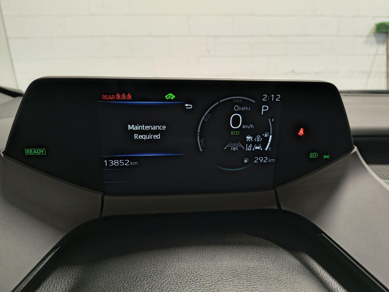 2023 Toyota Prius Limited AWD Photo0