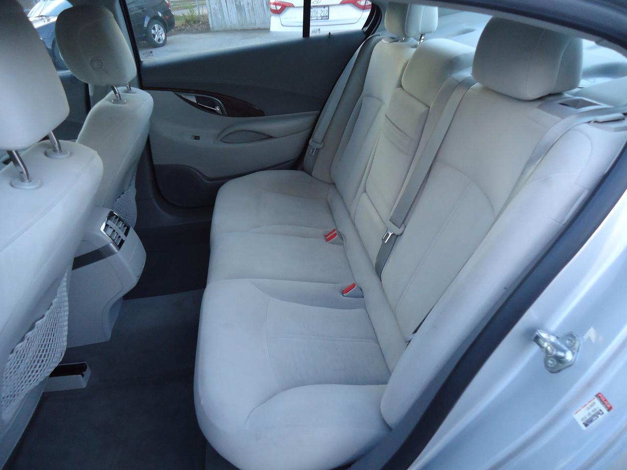 2011 Buick LaCrosse 4dr Sdn CX FWD 2.4L - Photo #5