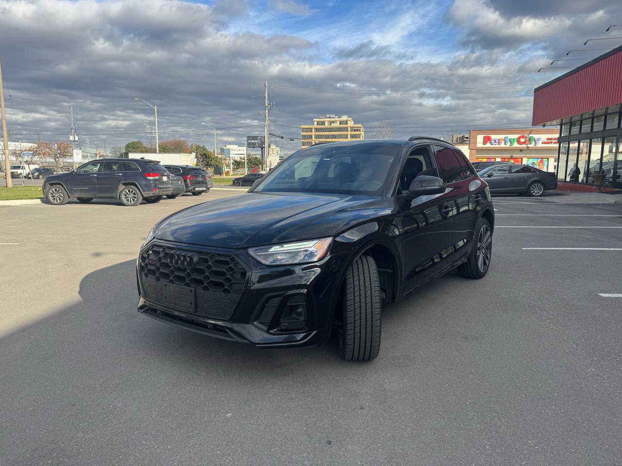 2022 Audi SQ5 PROGRESSIV AWD NAVI LEATHER PAN/ROOF B/SPOT CAMERA Photo2
