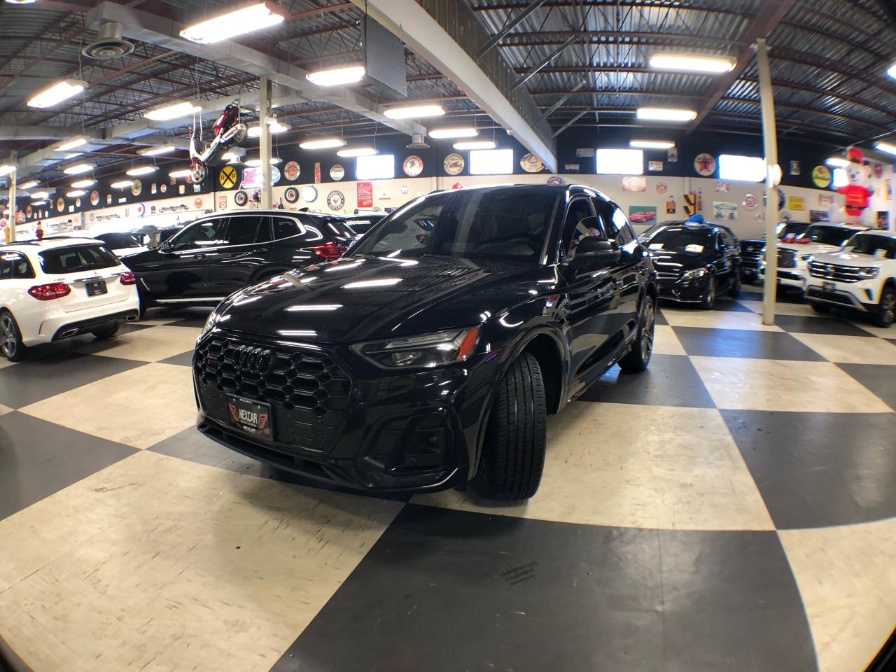 2022 Audi SQ5 PROGRESSIV AWD NAVI LEATHER PAN/ROOF B/SPOT CAMERA Photo2