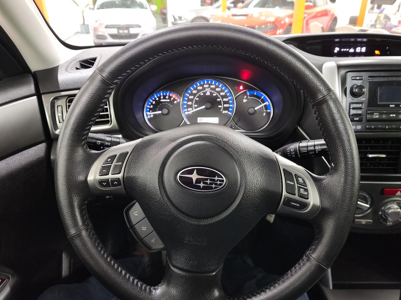 2013 Subaru Forester X Convenience SUNROOF H-TED SEATS LOW KMS - Photo #31