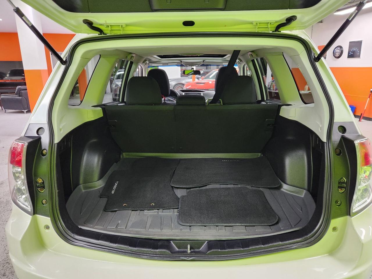 2013 Subaru Forester X Convenience SUNROOF H-TED SEATS LOW KMS - Photo #16