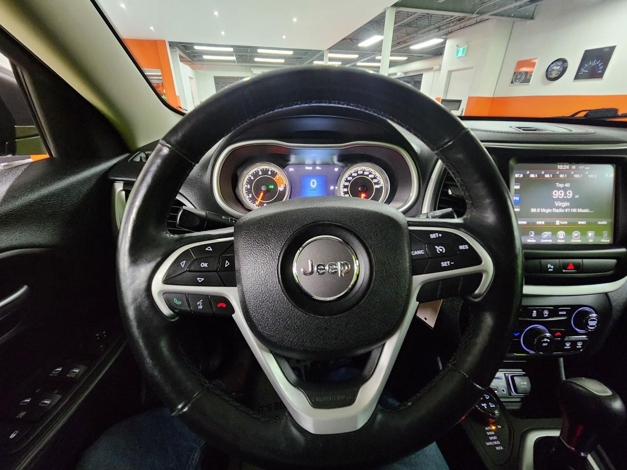 2016 Jeep Cherokee Trailhawk 4X4 HEATED SEATS COLD WEATHER GROUP - Photo #48