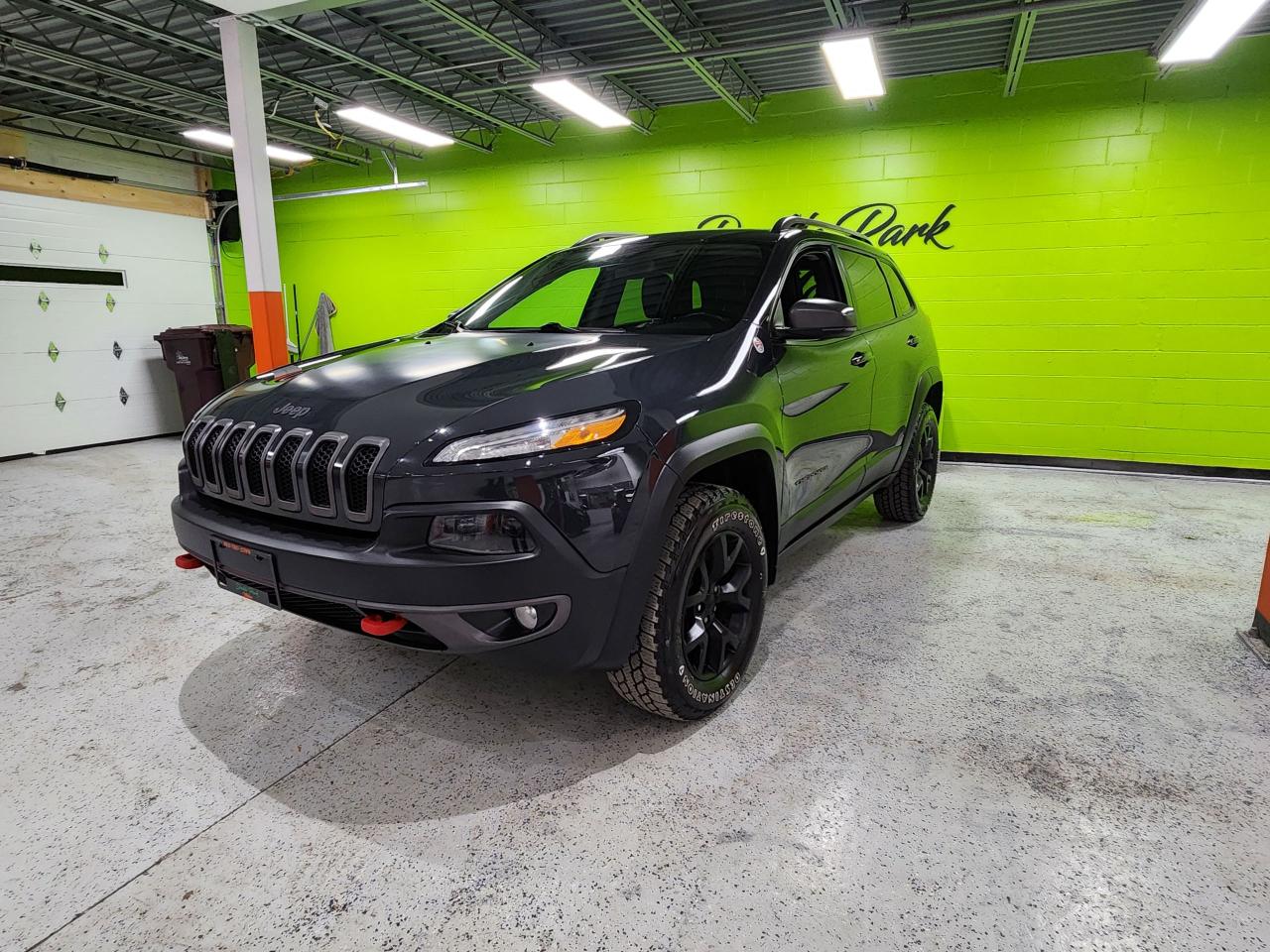 2016 Jeep Cherokee Trailhawk 4X4 HEATED SEATS COLD WEATHER GROUP - Photo #16