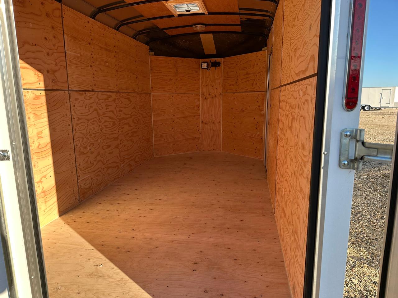 2026 Agassiz Enclosed Cargo 7 x 14' Agassiz Barn Door Photo5