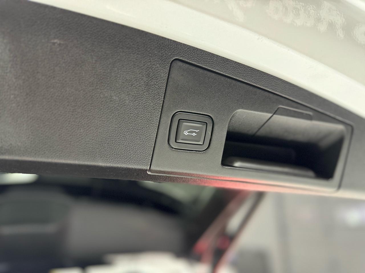 2019 Cadillac XT4 AWD|PREMIUM LUXURY|CARPLAY|BACKUP|BSM| - Photo #32