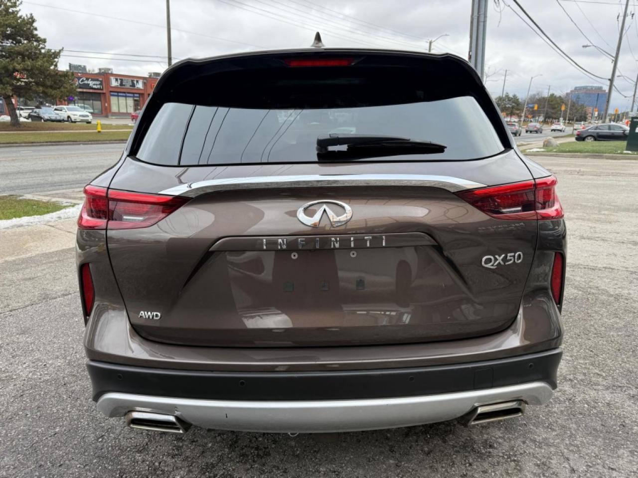 2019 Infiniti QX50 ESSENTIAL/ PANORAMIC ROOF / NAVI / CAMERAS / BOSE - Photo #6