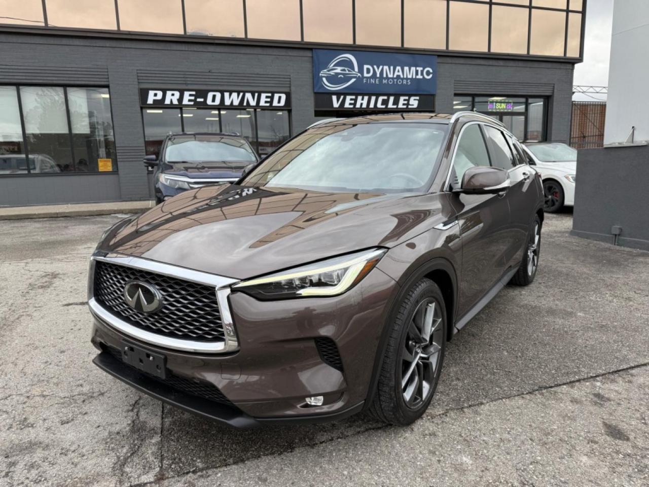 2019 Infiniti QX50 ESSENTIAL/ PANORAMIC ROOF / NAVI / CAMERAS / BOSE - Photo #10