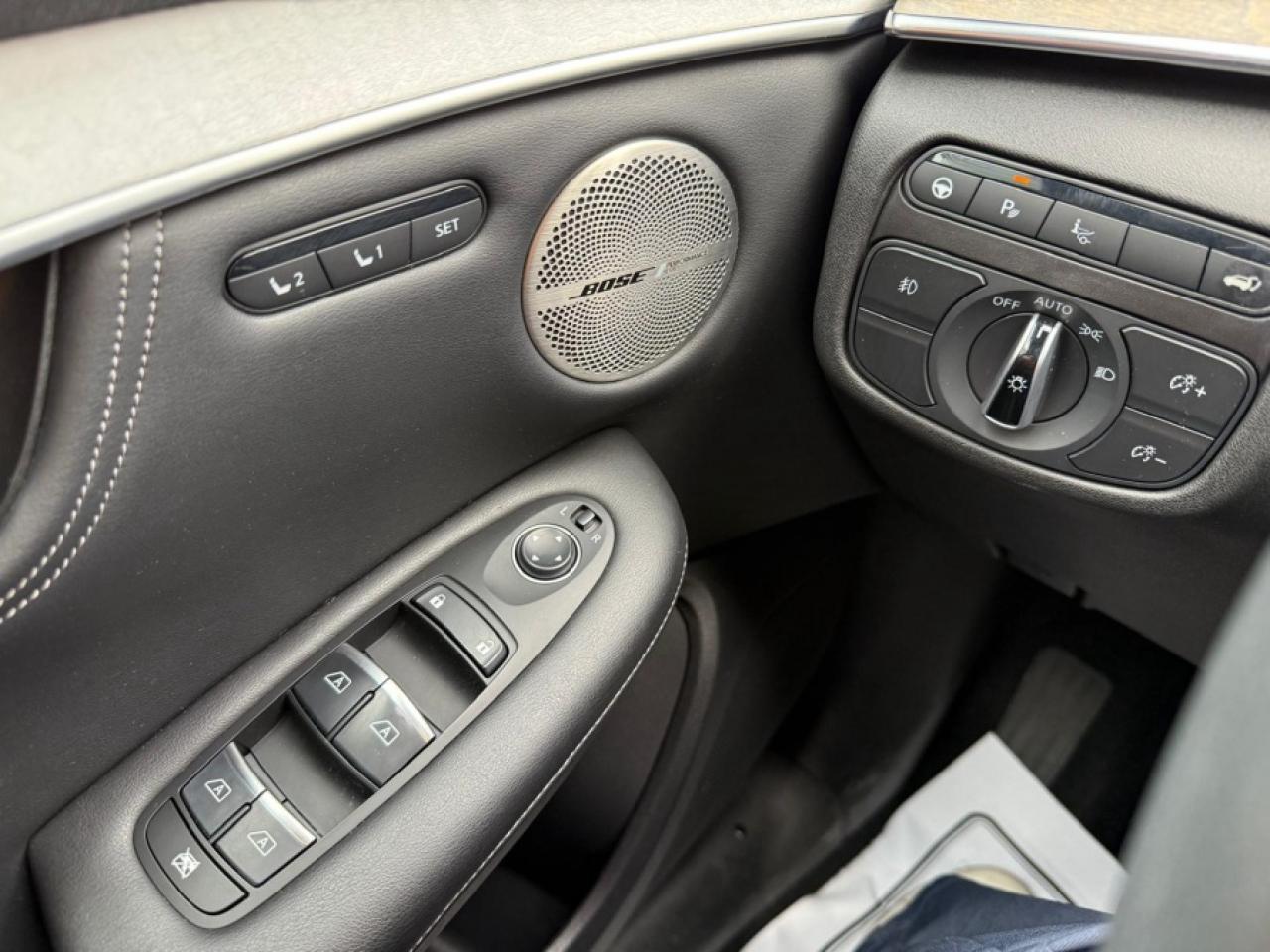 2019 Infiniti QX50 ESSENTIAL/ PANORAMIC ROOF / NAVI / CAMERAS / BOSE - Photo #19