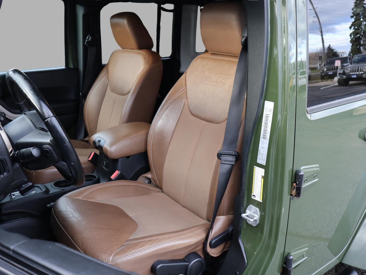 2016 Jeep Wrangler V6 UNLIMITED 75 ANNIVERSARY 4WD CERTIFIED *ACCIDENT FREE* NAV BLUETOOTH HEATED LEATHER CRUISE ALLOYS - Photo #13