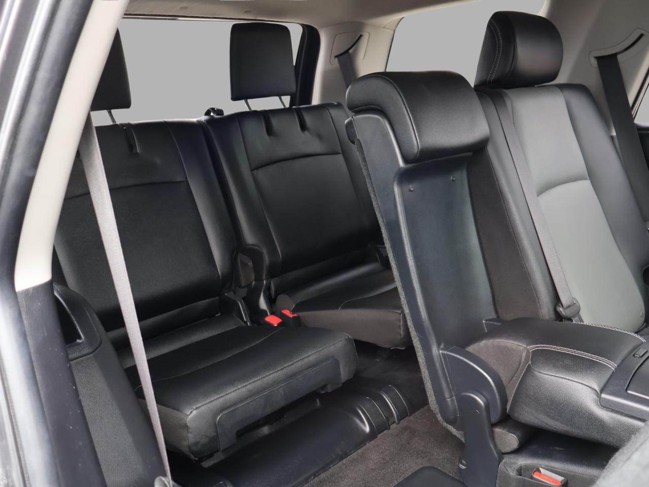 2016 Toyota 4Runner SR5-TRD PREMIUM PKG 4WD CERTIFIED *7 SEATS*ACCIDENT FREE* CAMERA BLUETOOTH LEATHER HEATED SUNROOF CRUISE ALLOYS - Photo #16